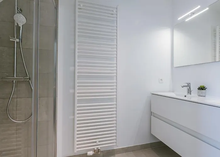 Huswell - Beautiful On A Great Location In * Knokke-Heist