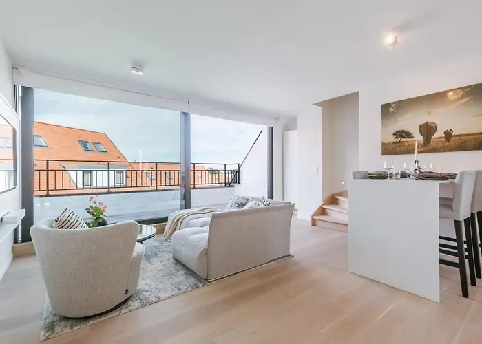 Huswell - Beautiful On A Great Location In