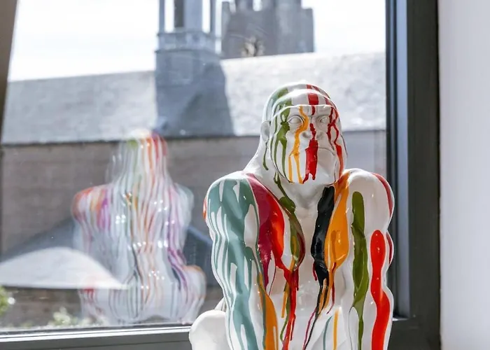 Daire Casiola - Beautiful On A Great Location In *